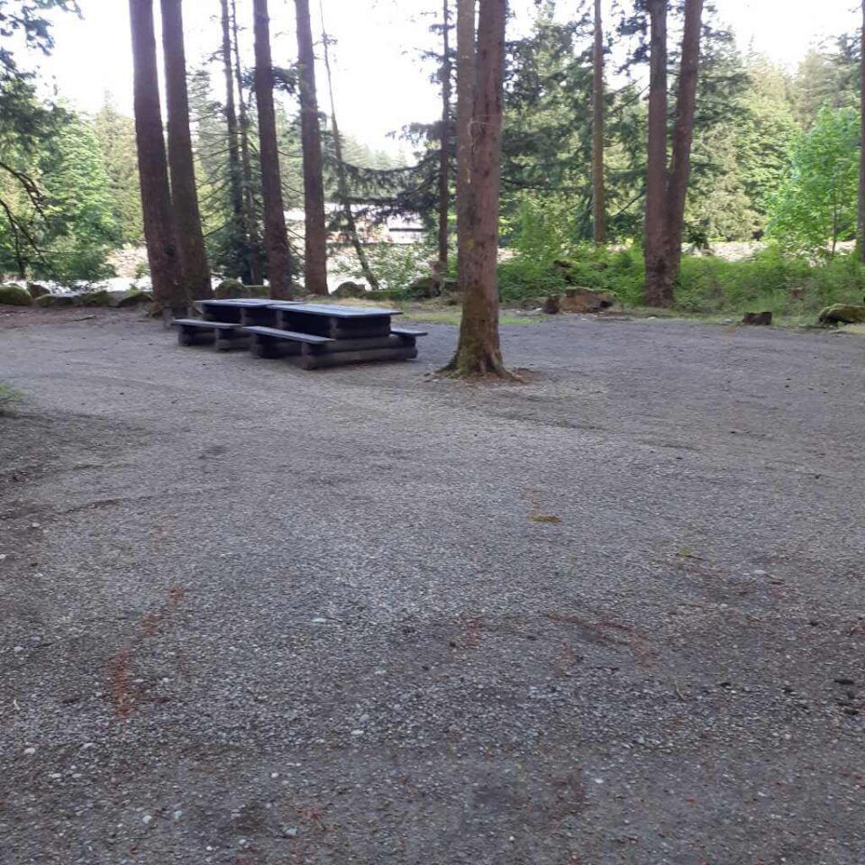 Chehalis_campsite_26-27