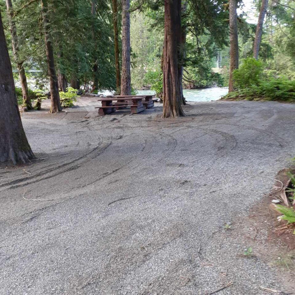 Chehalis_campsite_53-54
