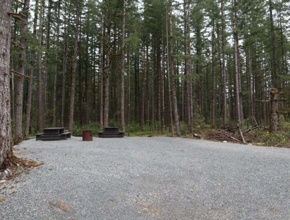 Chehalis_campsite_76-77