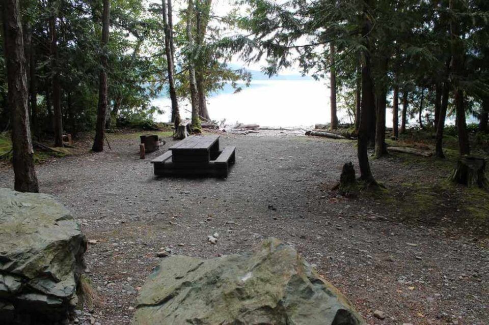 Twenty-Mile-Bay_site-06