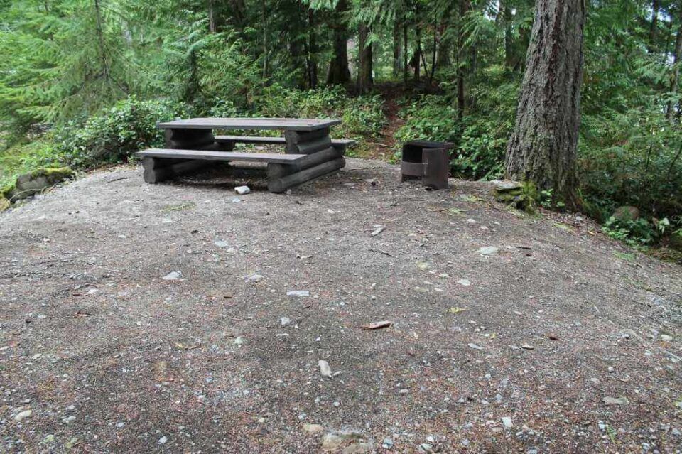 Twenty-Mile-Bay_site-15