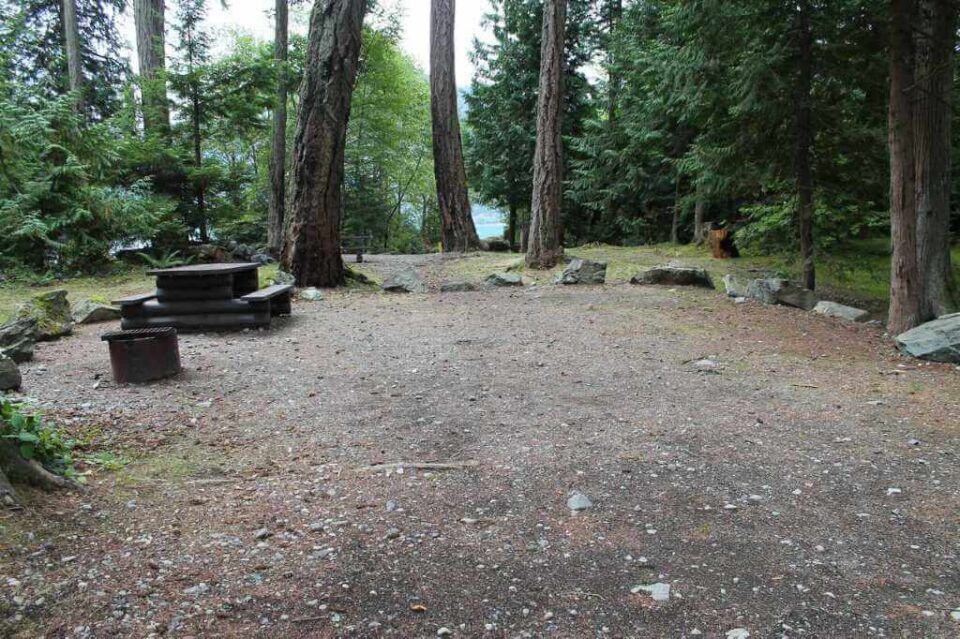 Twenty-Mile-Bay_site-16