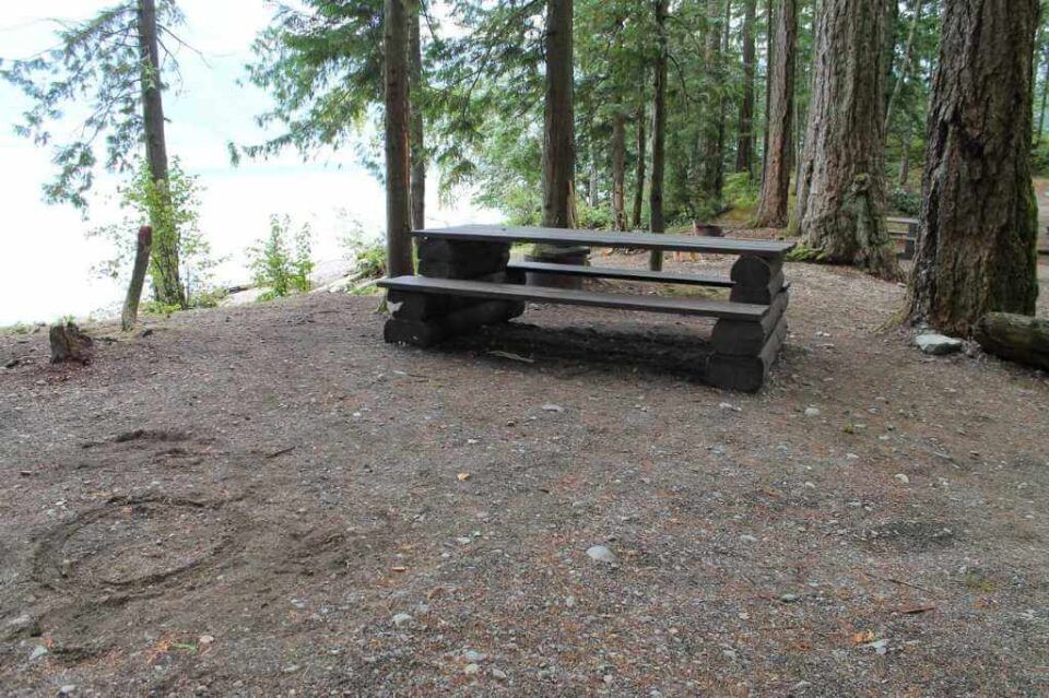 Twenty-Mile-Bay_site-21